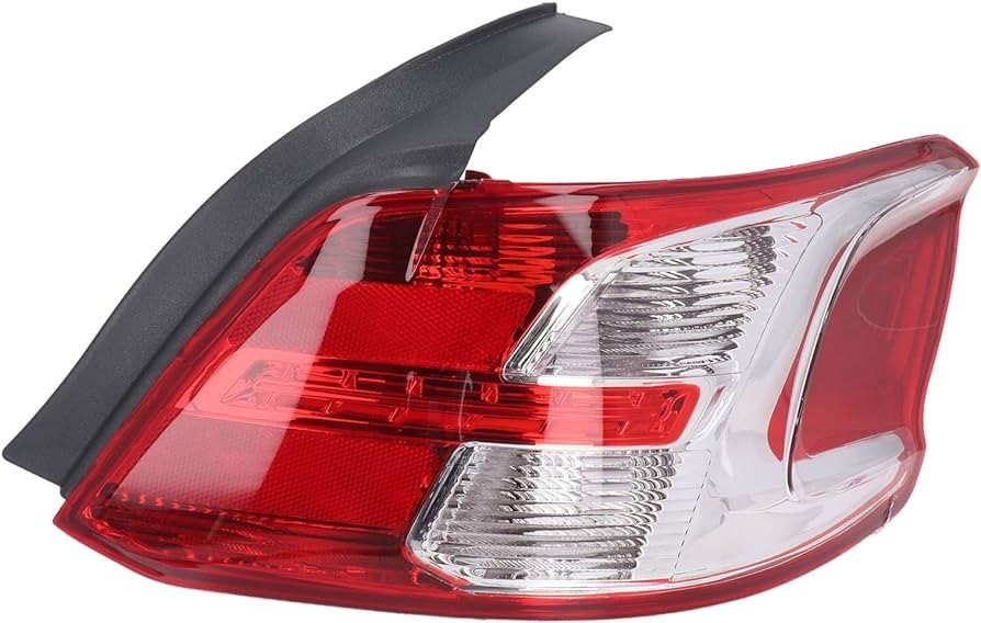 Peugeot 301 Arka Sağ Stop Lambası Orijinal